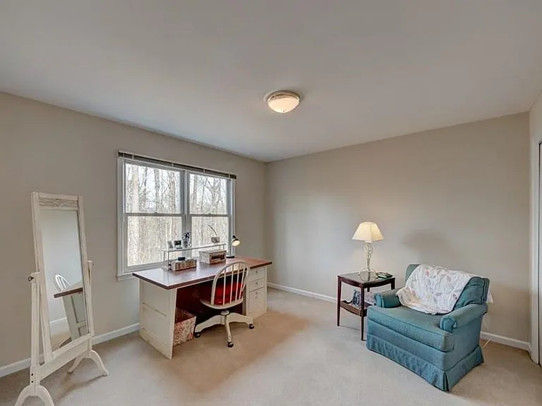 Spare bedroom 2