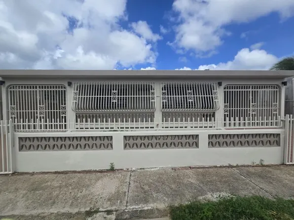 Urb Villa Universitaria U16 Calle #30, Humacao, PR 00791