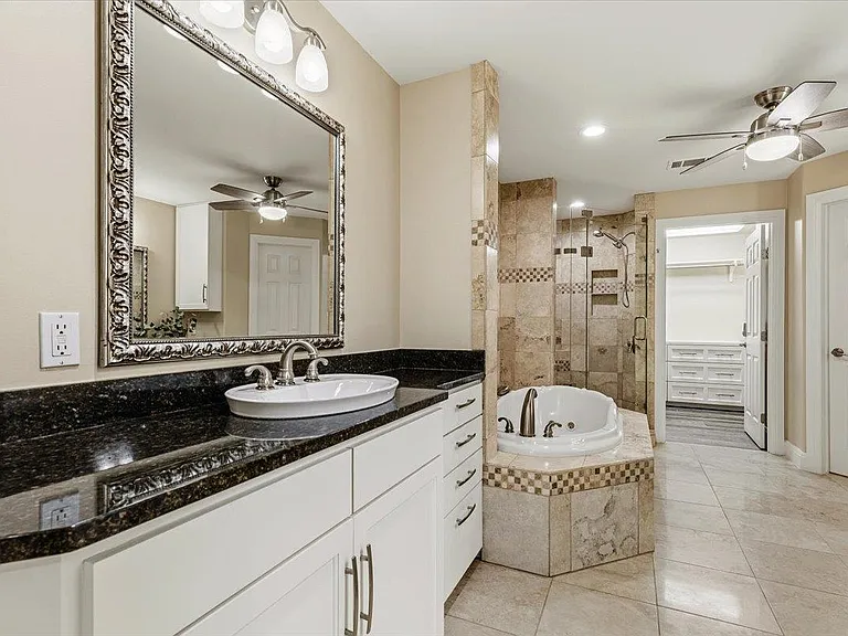 25207 Lake View Dr — Photo 16