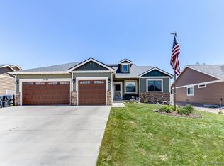 3621 Purple Sage Rd, Cheyenne, WY 82001