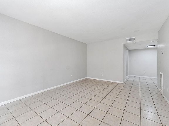 4th image of 9616 Long Point Rd APT 33