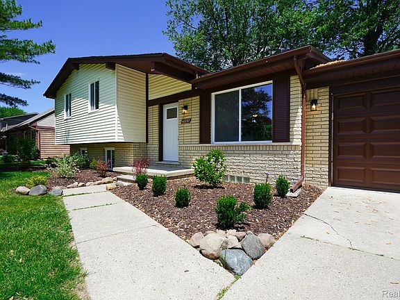 5th image of 48297 Mallard Dr