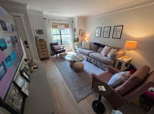 902 Sea Gull Dr, Mount Pleasant, SC 29464