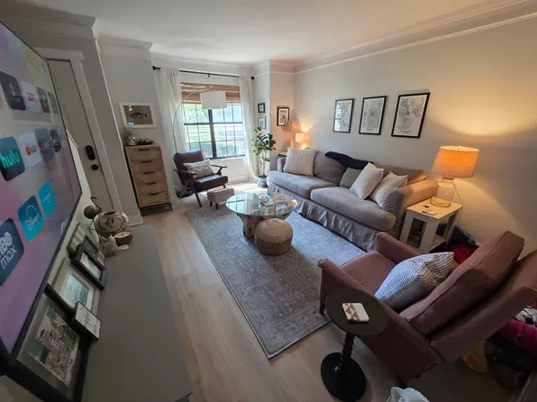 902 Sea Gull Dr, Mount Pleasant, SC 29464