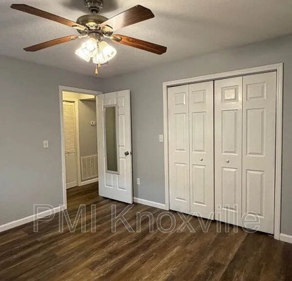 4136 Larigo Dr — Photo 29