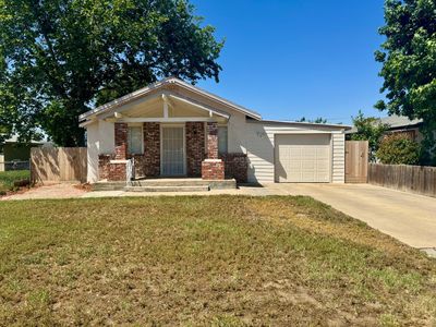 909 E Lincoln Ave, Madera, CA, 93638