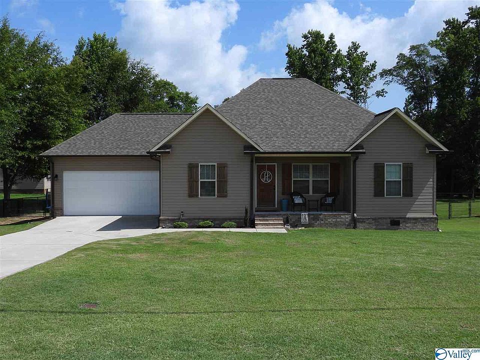 1st image of 945 Haden Ln