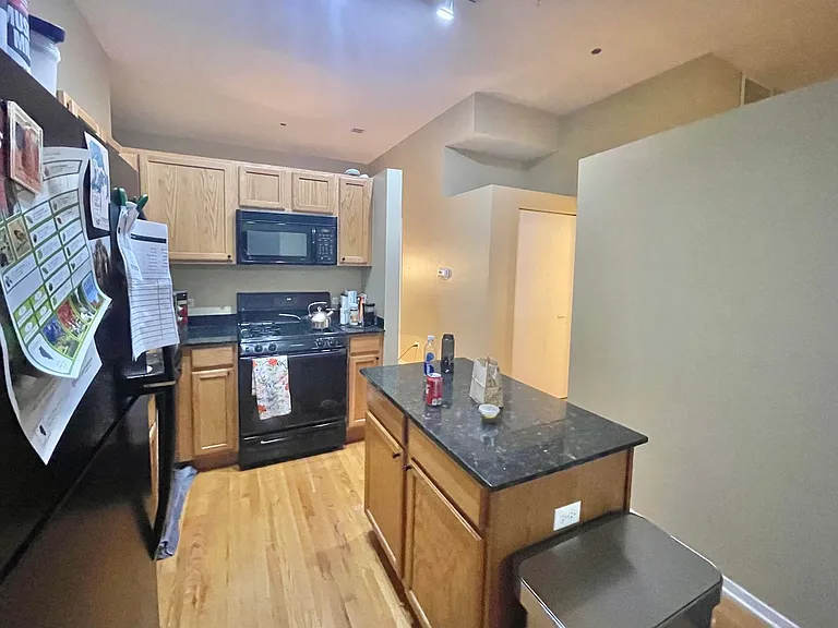 208 W Washington St #506 — Photo 5
