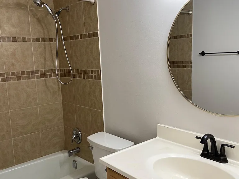 4600 Guam St — Photo 10
