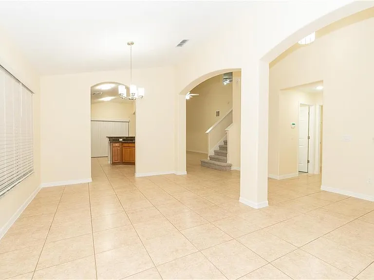 9018 Verona Sound Way — Photo 38
