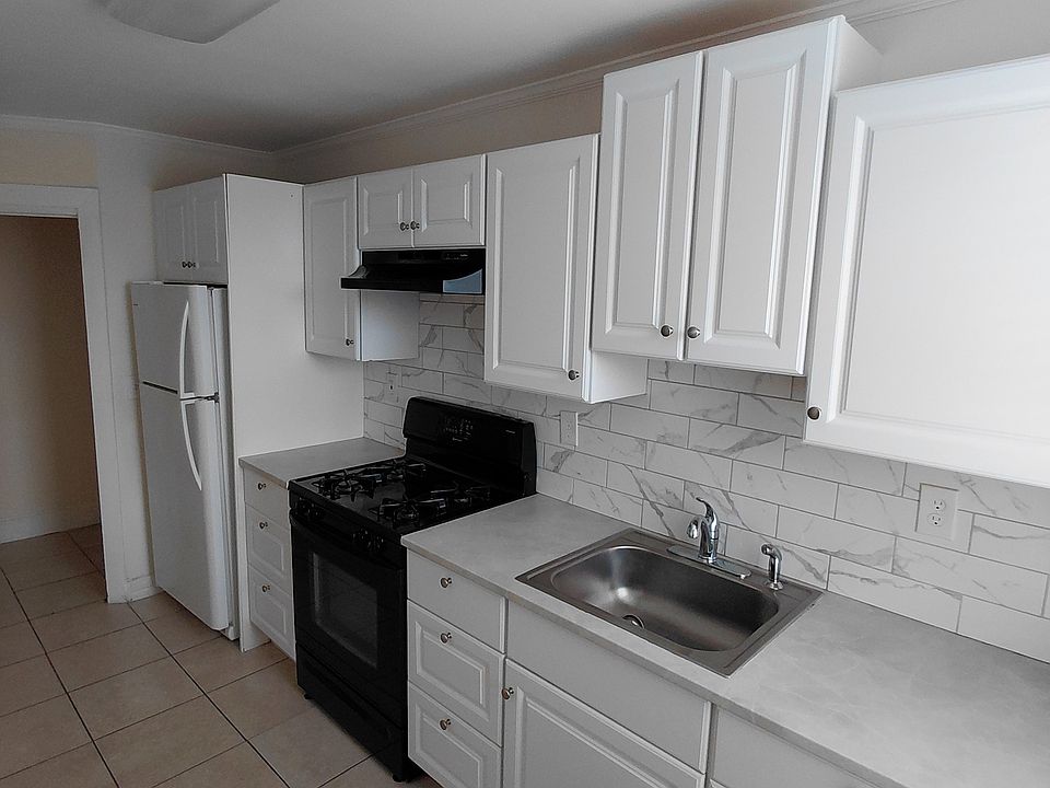 1st image of 21 Main St #21A