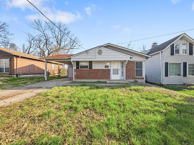2415 Shirley Ave — Photo 5