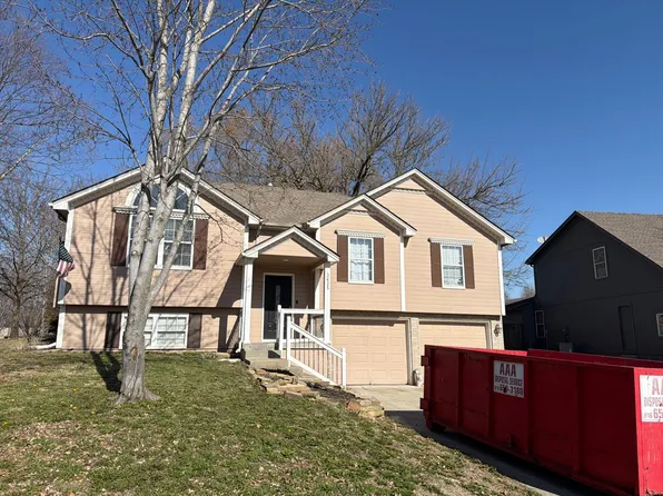 3625 NW Anchor Ct, Blue Springs, MO 64015