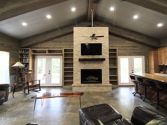 2nd image of 14071 Road 505