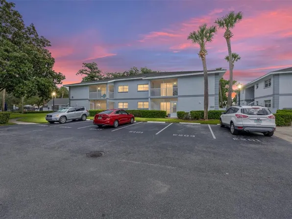 588 Fairways Ln APT E101, Ocala, FL 34472