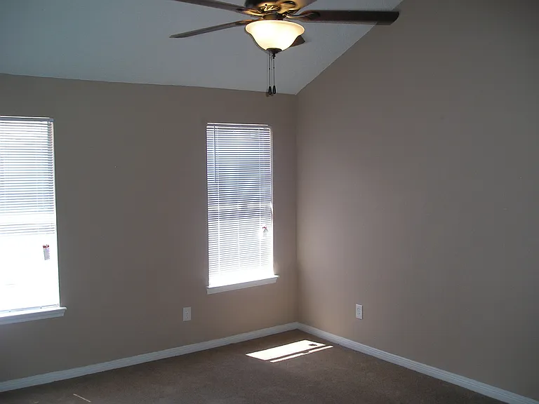 5810 Twisted Pine Ct #B — Photo 8