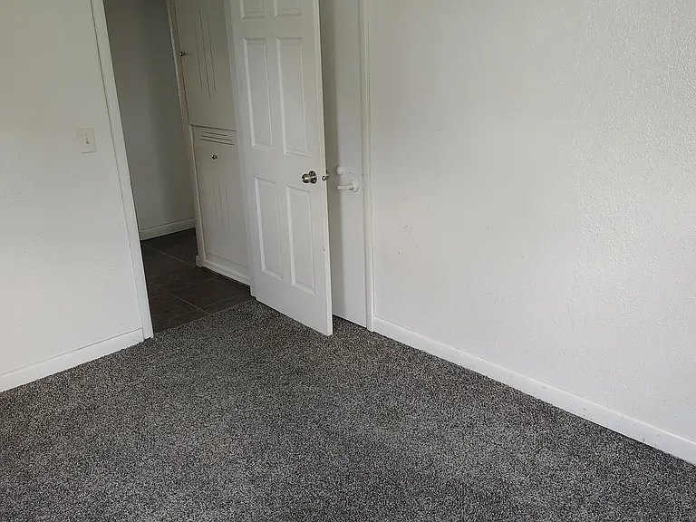 306 Birch Ave #306 — Photo 6