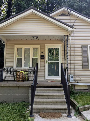 343 7th St Photo 1