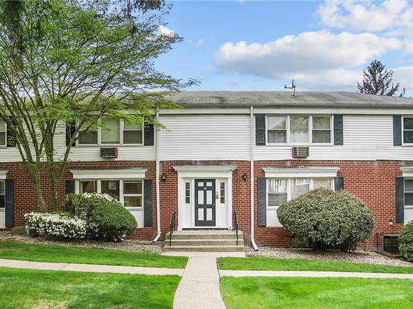 42 Bon Aire Circle #1909, Suffern, NY 10901