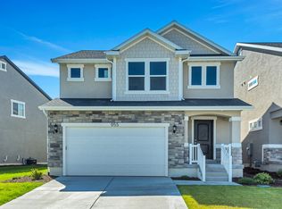 955 W Rutledge Rd, Bluffdale, UT 84065