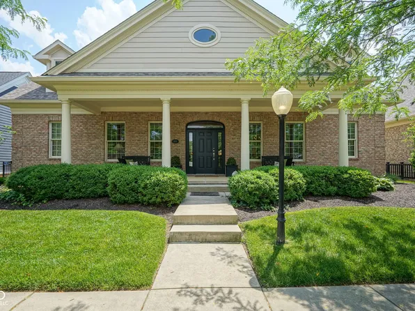 2223 Shaftesbury Rd, Carmel, IN 46032