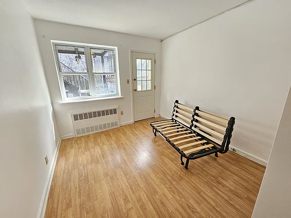 5th image of 135 Bay 11 St #1