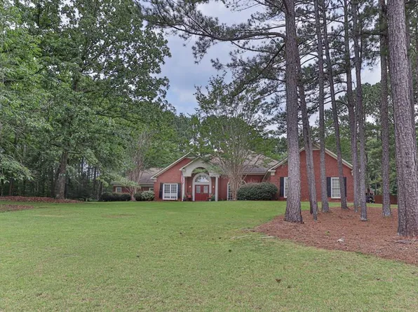 469 Little Bear Dr, Cataula, GA 31804