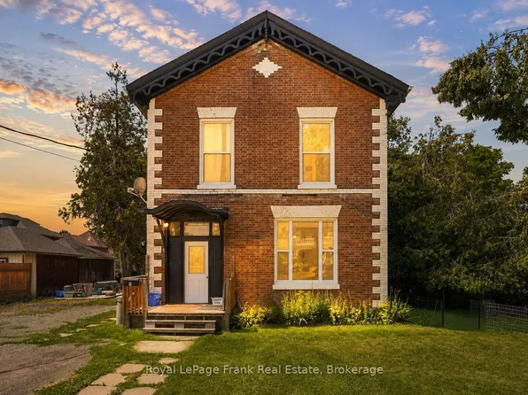 25 Mill St, Kawartha Lakes, ON K9V 2K9