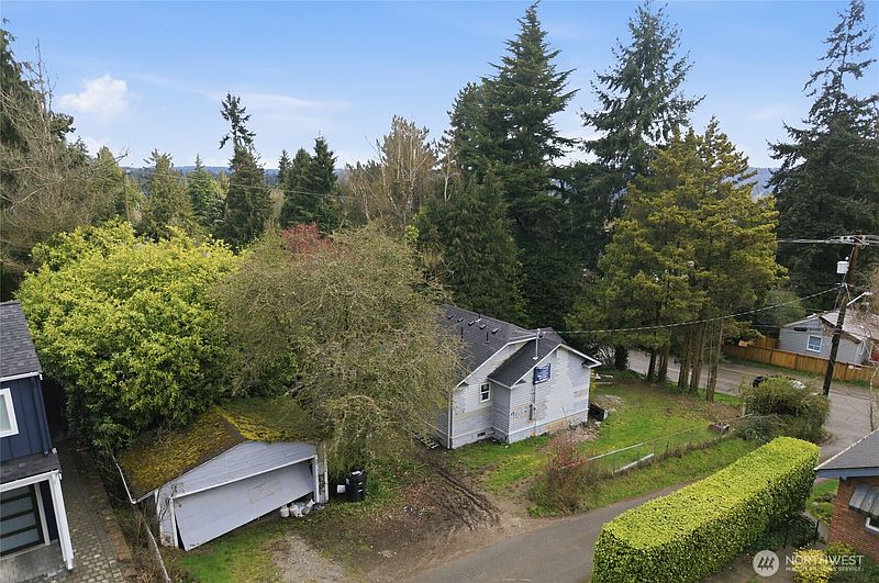 3rd image of 9617 15th Avenue NE
