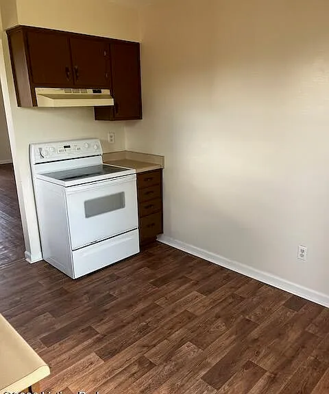 1708B Cliff Ridge Ct — Photo 9