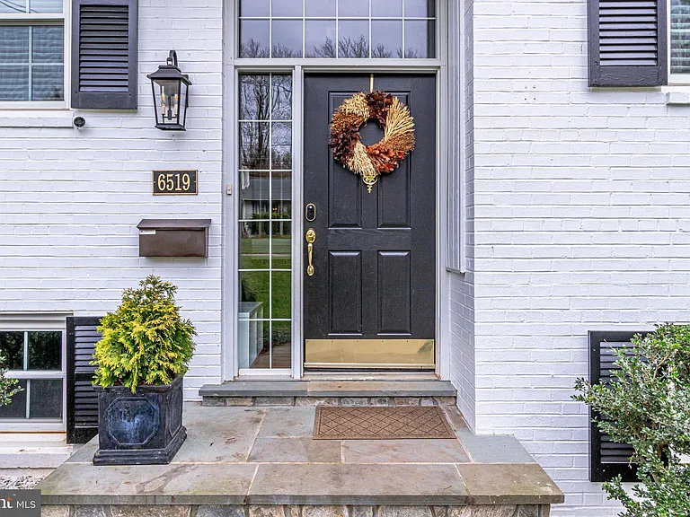 6519 Engel Dr — Photo 5