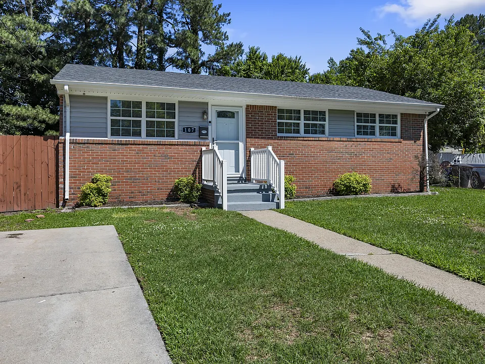 107 Beazley Dr