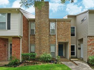 5985 Woodway Dr, Houston, TX 77057