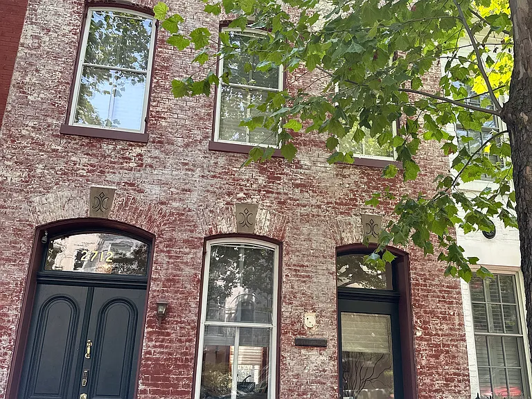 2712 P St NW — Photo 2