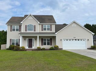 705 Shearwater Ln, Swansboro, NC 28584