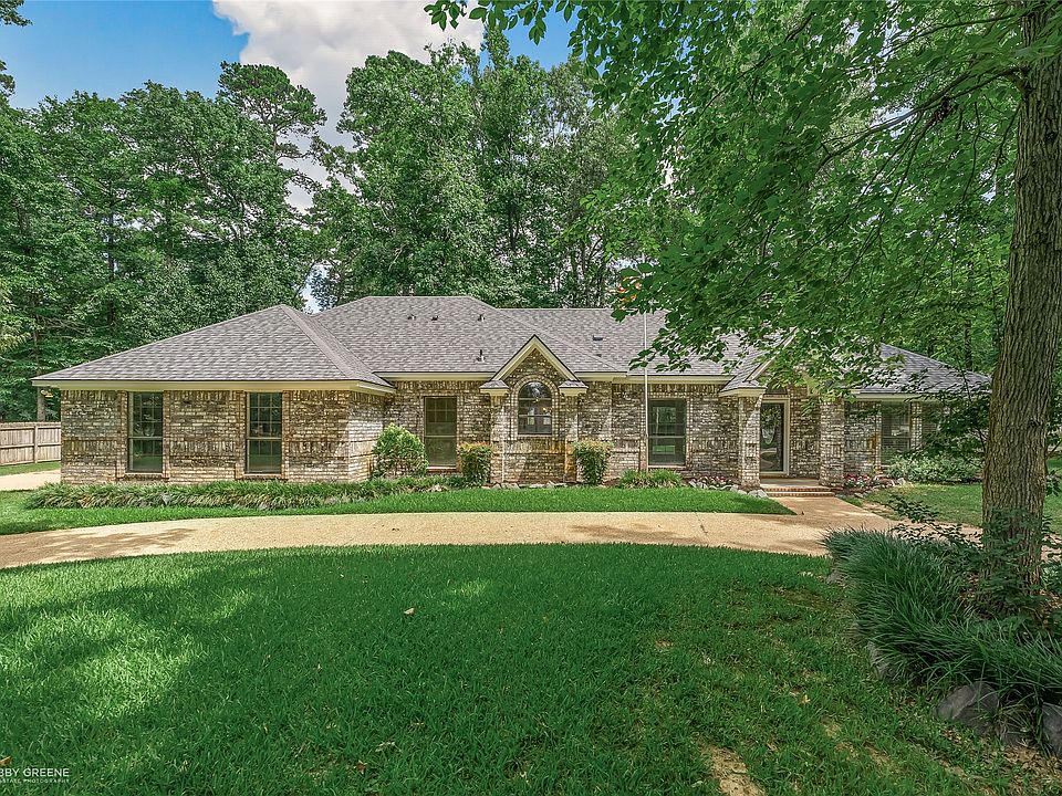 1st image of 2006 Woodlake Dr