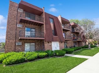 6345 Birmingham St APT 2E, Chicago Ridge, IL 60415