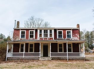 27 Elm St, Plympton, MA 02367