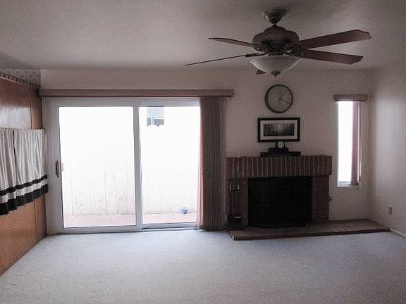 5th image of 10205 Parkdale Ave