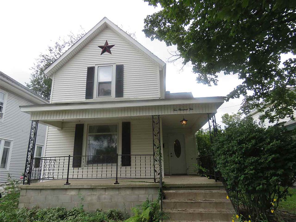 1st image of 210 E Rush St