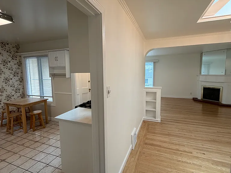 464 N San Anselmo Ave — Photo 4