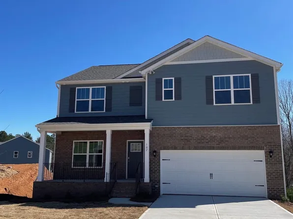 107 Rustling Waters Dr, Mooresville, NC 28117