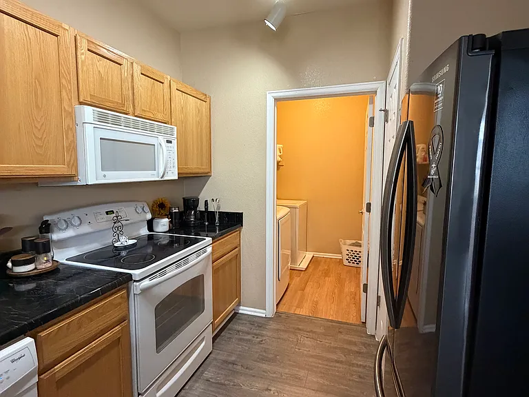 494 Black Feather Loop #104 — Photo 11