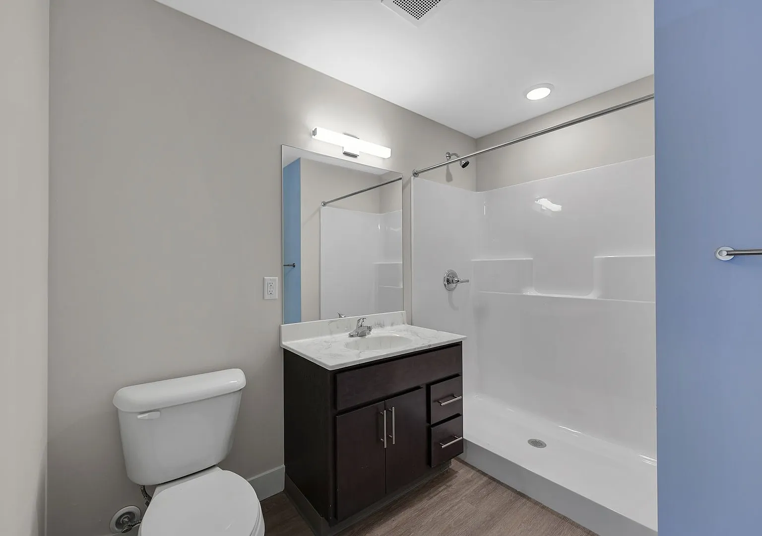 507 W. Springfield — Photo 3