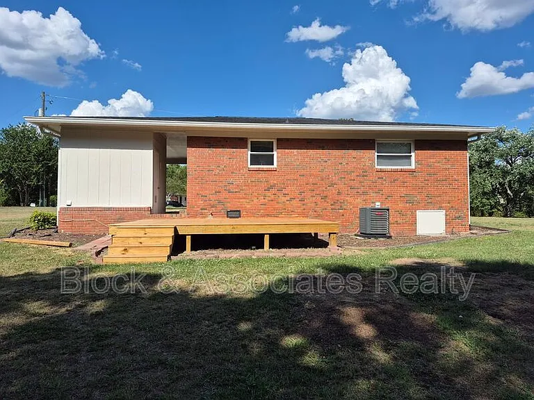 4665 Peace Rd — Photo 21