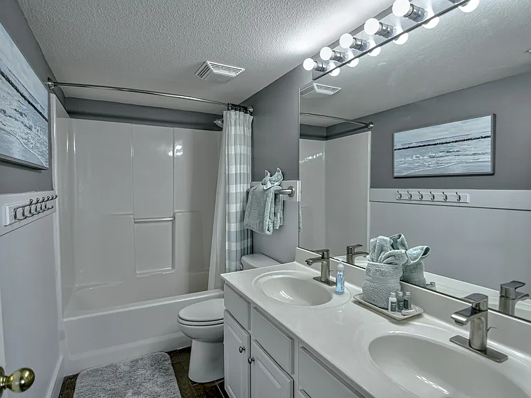 4800 Eagleview Dr #342 — Photo 16