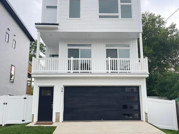 29 Woodland Avenue, Keansburg, NJ 07734