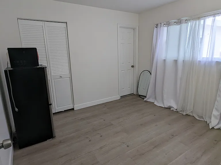 $1,280 room