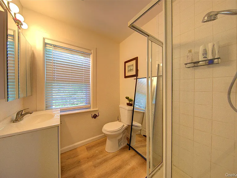 159 Magnolia Blvd — Photo 30