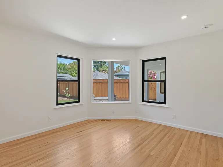 1351 Harker Ave — Photo 17